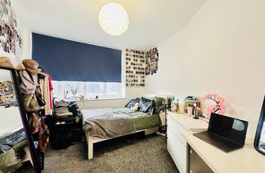 Lower Parliament Street, Hockley, Nottingham - Image 2